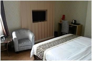 Dipai Hotel Canton Esterno foto