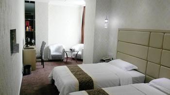 Dipai Hotel Canton Esterno foto